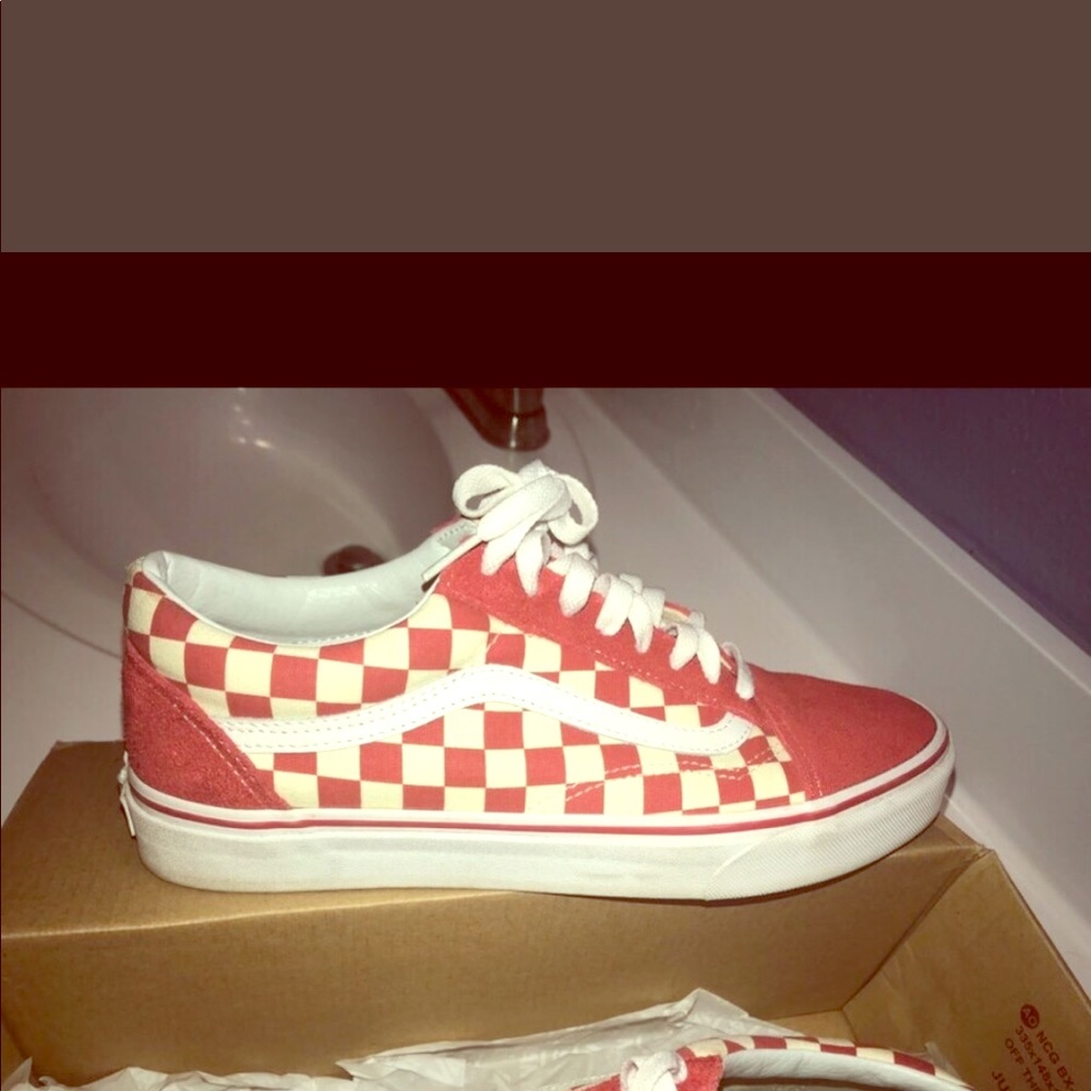Like new, size 9 Men’s